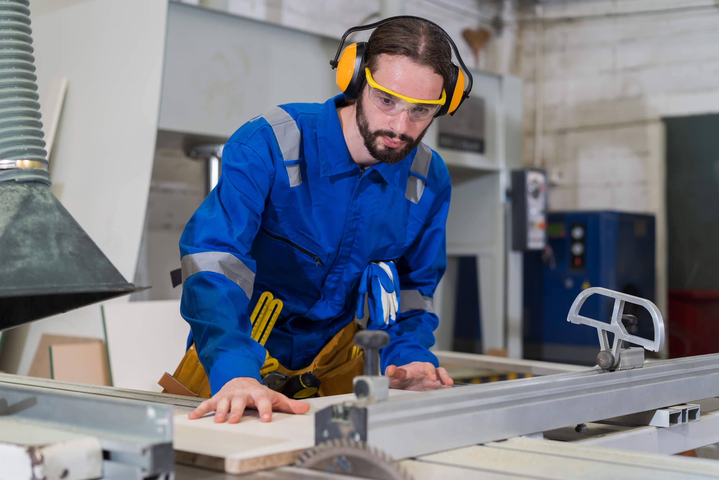 Featured image for “What Are the Advantages of a Woodwork Machine Over Woodwork Hand Tools?”