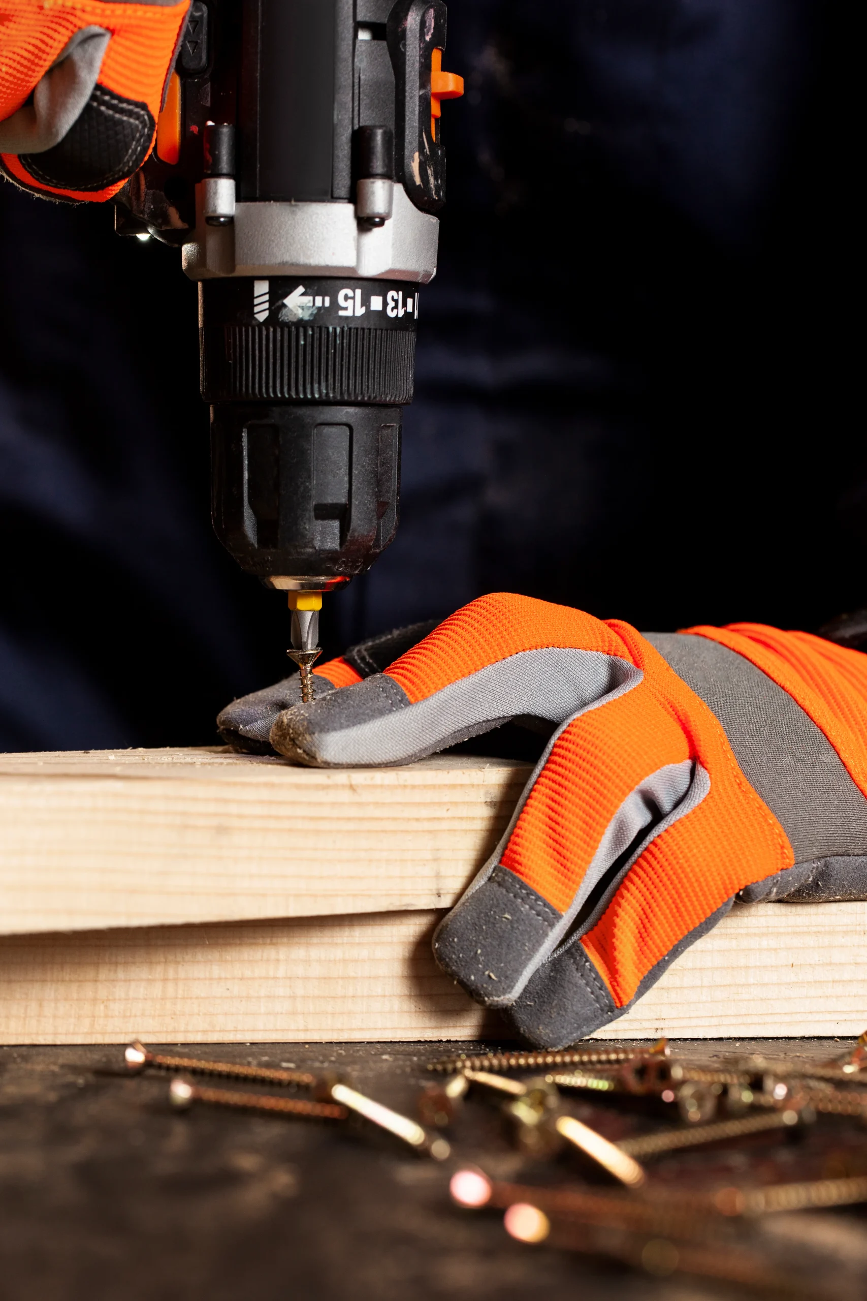 Featured image for “Screw Gun vs Drill: What Every Woodworker Needs to Know”